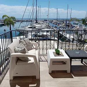 sea-front-apartment-in-puerto-banus.1costadelsol.com/