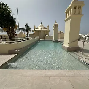 nice-apartament-in-puerto-marina.hotelsinnerja.org/